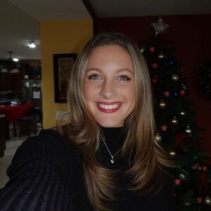 Meet your Posher, Dani